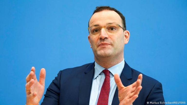 Almanya’da ücretsiz teste dönüş ve doktor ödemesine zam