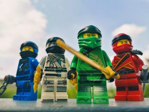 LEGO® NINJAGO®’nun onuncu yılı için hazırlanan yeni etkinlik alanı ziyarete açıldı