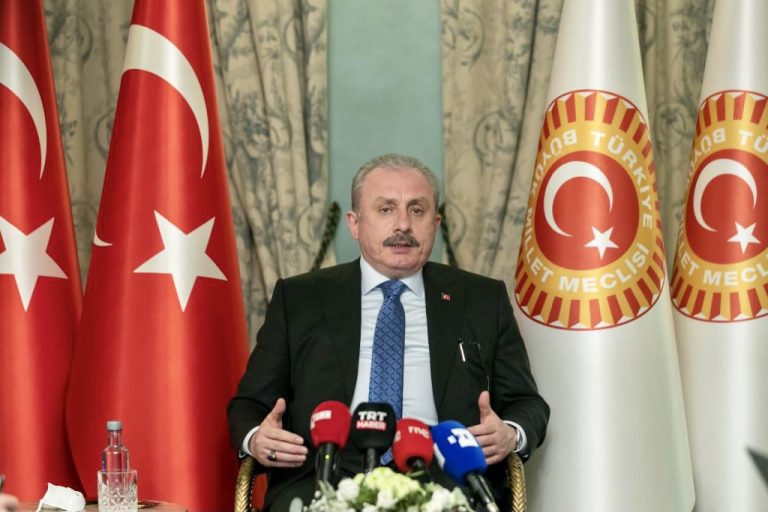 TBMM Başkanı Şentop, İspanya’da Türk ve Yabancı basın mensuplarının sorularını cevapladı