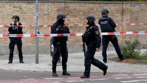 Almanya’da İran’ın Hamburg Başkonsolosluğuna saldırı