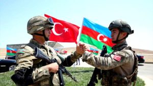 Azerbaycan’ın komuta odasında Türkiye imzası