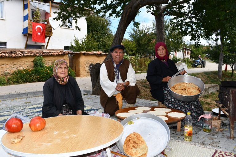 Geçmişin izleri belgesellerle gün yüzüne çıkıyor