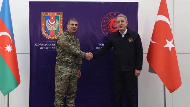 Bakan Akar, Azerbaycanlı mevkidaşı ile görüştü