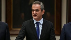 Bakan Özer’den ara tatil açıklaması: Öğretmenler eğitimlerini online alacak