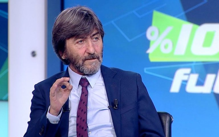 Dilmen: Galatasaray’ın santrfor alması lazım