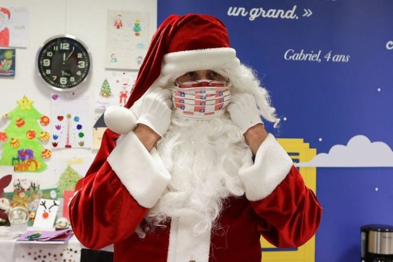 Çocuklara ‘Noel Baba gerçek değil’ diyen piskoposa tepki yağdı