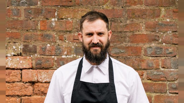 Berlin’deki Türk restoranında kebap yiyen İngiliz şef, kendi dönercisini açtı