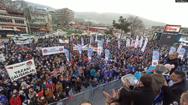 209 Bin Üyesi Bulunan Türk Metal Grev Kararı Aldı