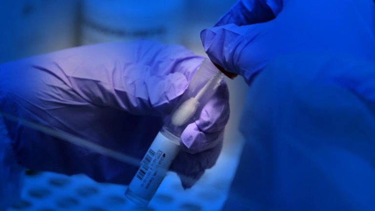 “Omicron” varyantı aşıya ilgiyi artırdı