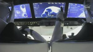 Astronotlardan tuvalet bozulunca bebek bezi kullanmaları istendi