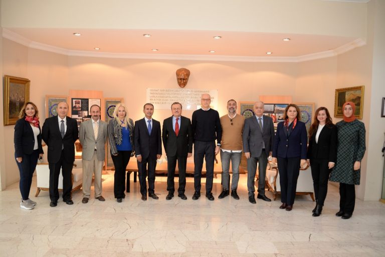 Bursa Uludağ Üniversitesi’den (BUÜ), Tekstil ve Hazır Giyim İhracatçısına nitelikli personel desteği 