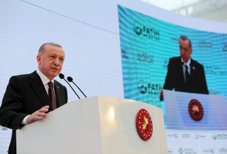Cumhurbaşkanı Erdoğan, 2. Yeditepe Bienali’nin açılışını gerçekleştirdi
