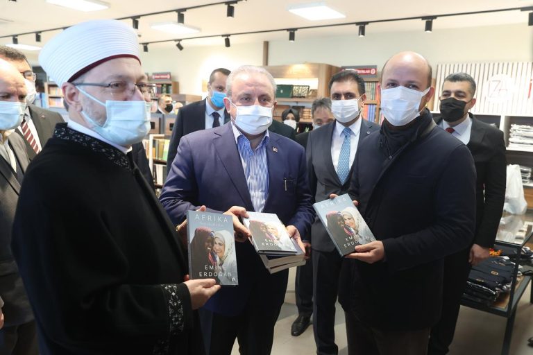 Diyanet İşleri Başkanı Erbaş, VEFADER’in 16. Geleneksel 1 Ocak Buluşması’na katıldı