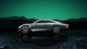 Mercedes tek şarjla 1000 km giden elektrikli aracını tanıttı