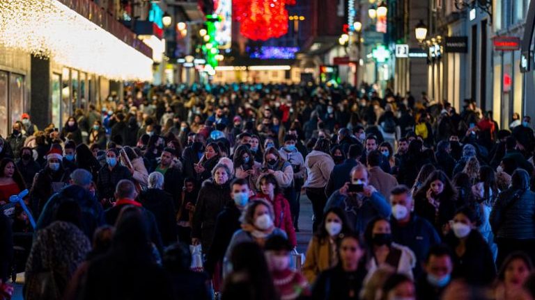 İspanya, İtalya ve İsrail ‘Covid-19 ile yaşama’ stratejisine geçişin sinyalini veriyor