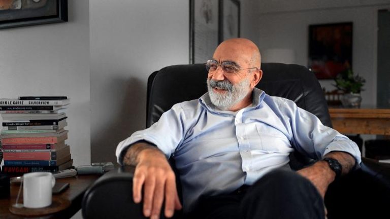 Ahmet Altan: Sürgüne gitmektense, cezaevini tercih ederim