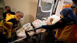 Küçük Asiye’ye yüz felcine yönelik ameliyat yapıldı