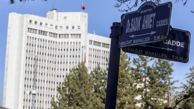 Dışişleri’ne gönderilen her postada ‘Sadık Ahmet’in adı var