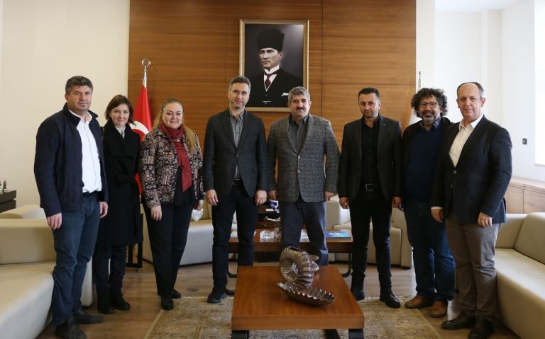 KOTO üyesi mimar, mühendis ve inşaatçılardan; Milli İrade Meydanı Projesi’ne tam  not 