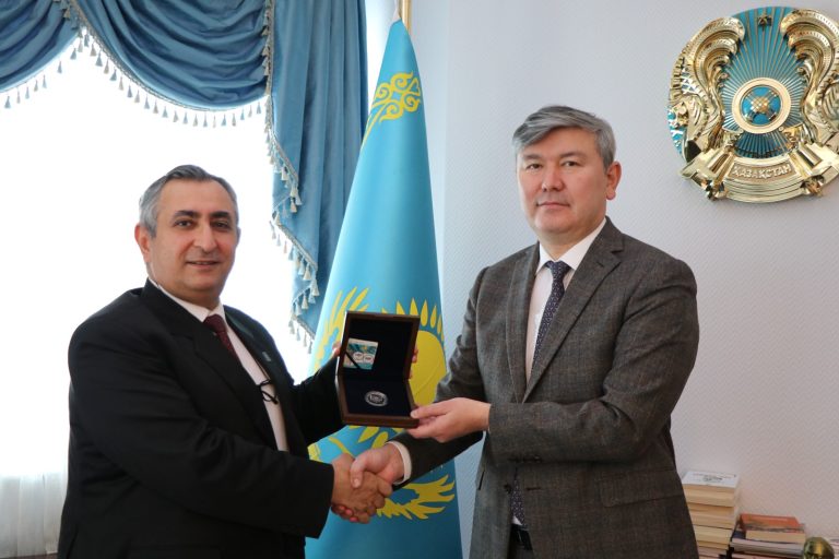Kazakistan’dan ANKASAM Başkanı Prof. Dr. Mehmet Seyfettin Erol’a İki Ödül
