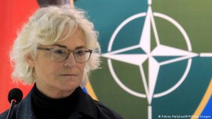 Lambrecht: Putin omuz omuza vermemizden rahatsız oldu