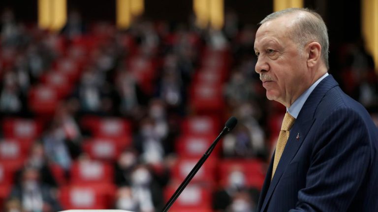 İki Dönem Kuralı ve Cumhurbaşkanı Erdoğan’ın 2023 Adaylığı