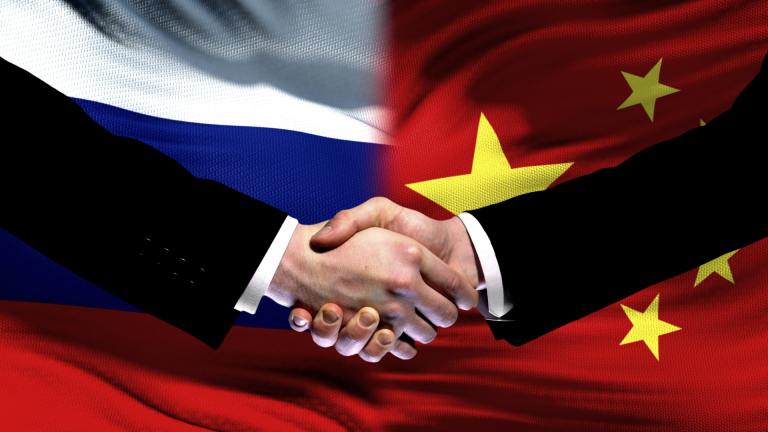 Kolektif Batı İttifakına Karşı Rusya-Çin Antantı