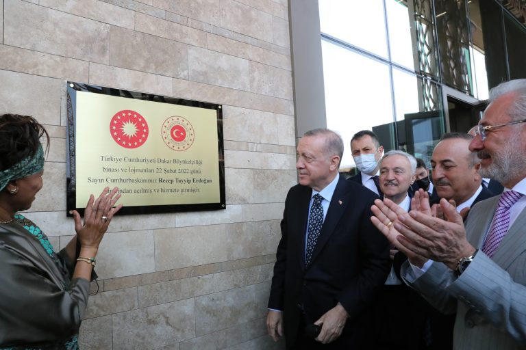 Cumhurbaşkanı Erdoğan, Türkiye’nin Dakar Büyükelçiliği kançılarya binasının açılışını gerçekleştirdi