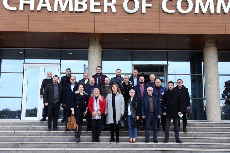 Özel kurs yöneticileri Kocaeli Ticaret Odası’nda toplandı 