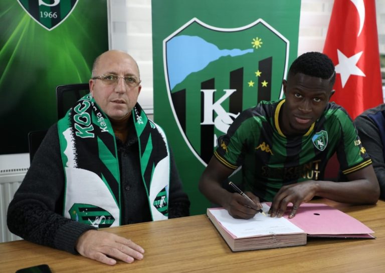Kocaelispor’da son transfer Babacar oldu 