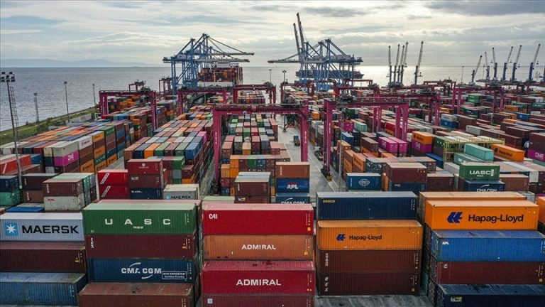 Ticaret Bakanı Muş, ‘Ocak ayında dış ticaret hacmimiz, geçtiğimiz yıla göre yüzde 38 artışla 45,6 milyar dolara yükseldi’