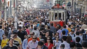 TÜİK: 2021’de işsizlik yüzde 12’ye geriledi