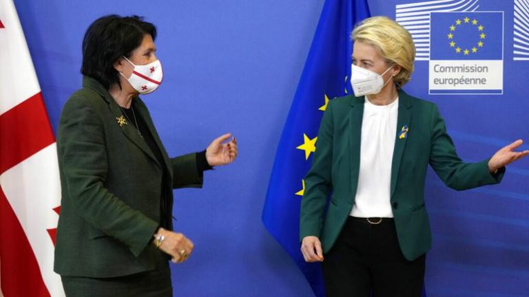 Ukrayna’nın ardından Gürcistan AB’ye hızlı katılım için başvuruyor