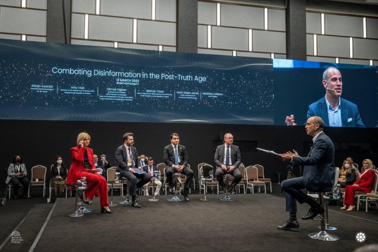 İletişim Başkanlığı, Antalya Diplomasi Forumu’nda dezenformasyonla mücadele paneli düzenledi