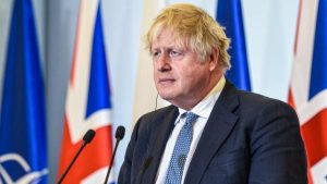 İngiltere Başbakanı Johnson: Putin barbarlığın eşiğini aştı