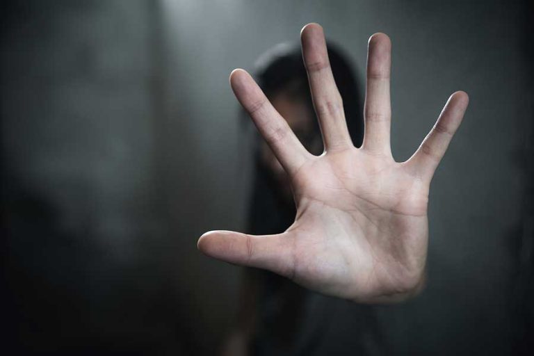 Kadınımızın şiddet karşısındaki yalnızlığı