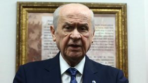 MHP Genel Başkanı Devlet Bahçeli, “Terör örgütleriyle iç içe olanlar bizimle aşık atamaz”