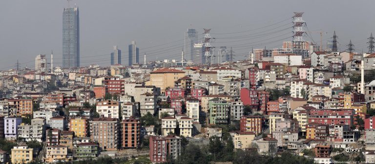 Ev sahibi olmak da kiracı olmak da zorlaşacak