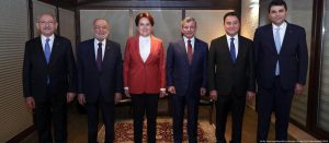 Siyaset ısınıyor, muhalefet sahaya iniyor