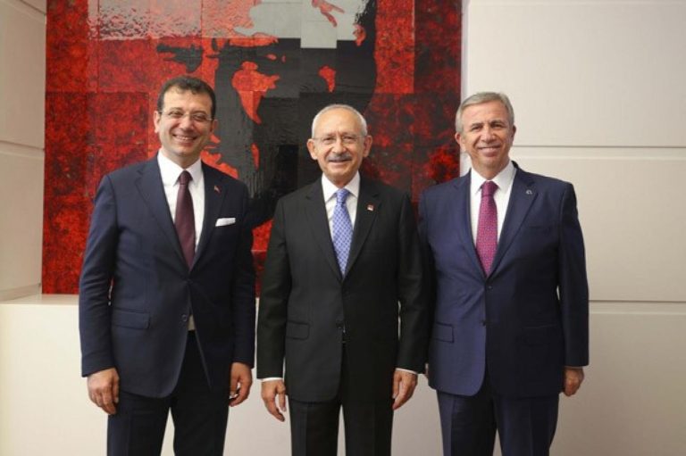 Ekrem İmamoğlu ve Mansur Yavaş’ı arka plana itmişti! Kılıçdaroğlu cumhurbaşkanı adaylığında öne geçti: Altılı masa ve HDP desteğine güveniyor