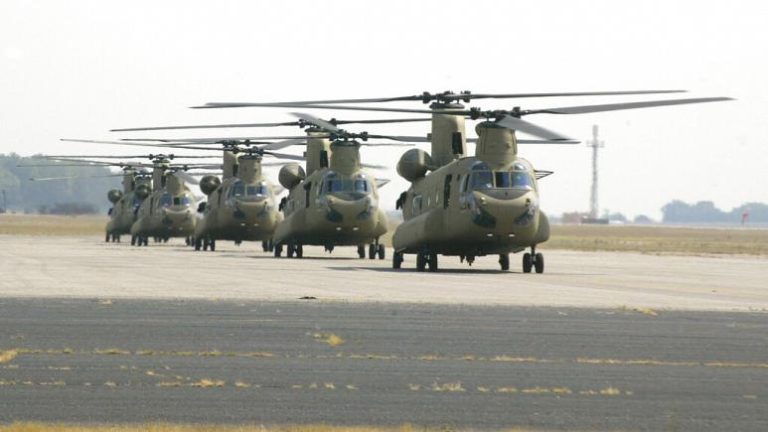 Almanya’dan 60 CH-47F Chinook ağır nakliye helikopteri alma planı