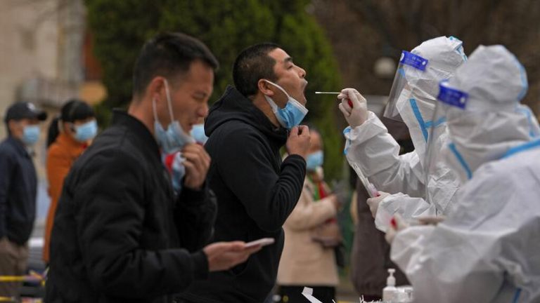 DSÖ: İki haftadır küresel Covid-19 vakaları ve ölümleri düşüşte