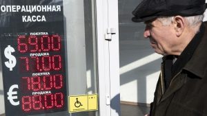 Rusya vadesi gelen dış borçlarını ruble ile ödemek zorunda olduğunu duyurdu