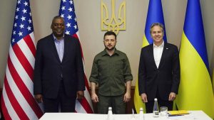 ABD Dışişleri Bakanı Blinken Kiev’de Zelenskiy ile görüştü: Rusya kaybediyor