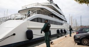 Rus Oligarkın 90 Milyon Dolarlık Yatına İspanya’da El Kondu
