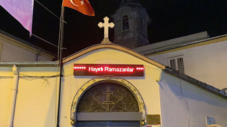Kadıköy’deki kiliseden ramazan kutlaması