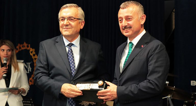 Kocaeli’de Ebeler ve Hemşireler Haftası kutlandı