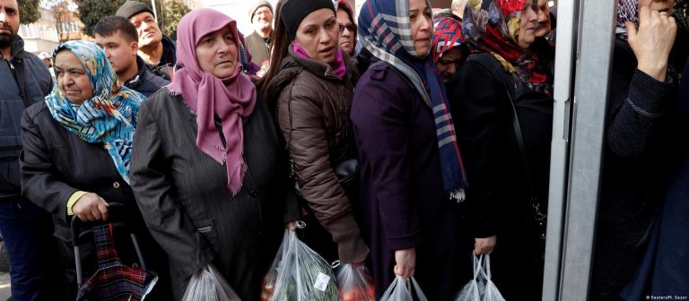 TÜRK-İŞ: Açlık sınırı 6 bin 17 TL