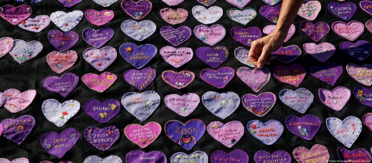 DSÖ: Pandeminin ilk iki yılında can kaybı 15 milyon