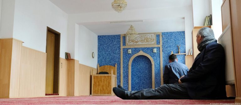 Fransa’da Türk camisine saldırıya kınama